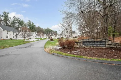 61 Barbara Lane Hudson NH 03051