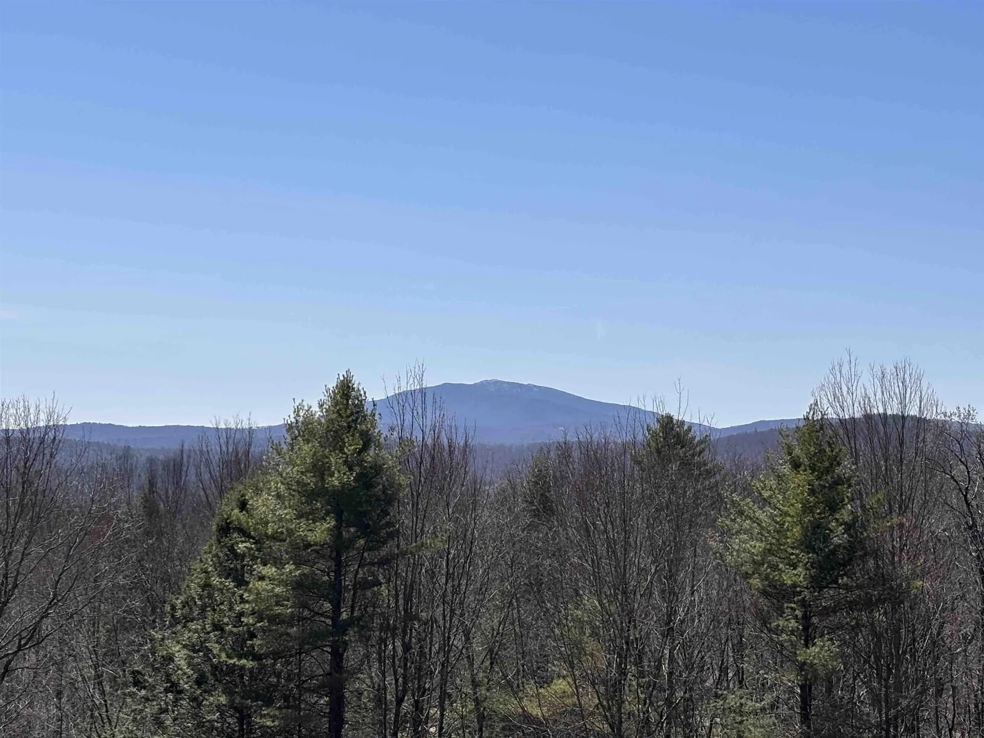52 Duncan Road Hancock NH 03449
