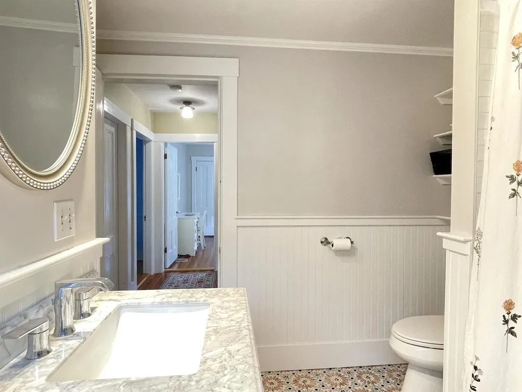 27 Pine Street Peterborough NH 03458