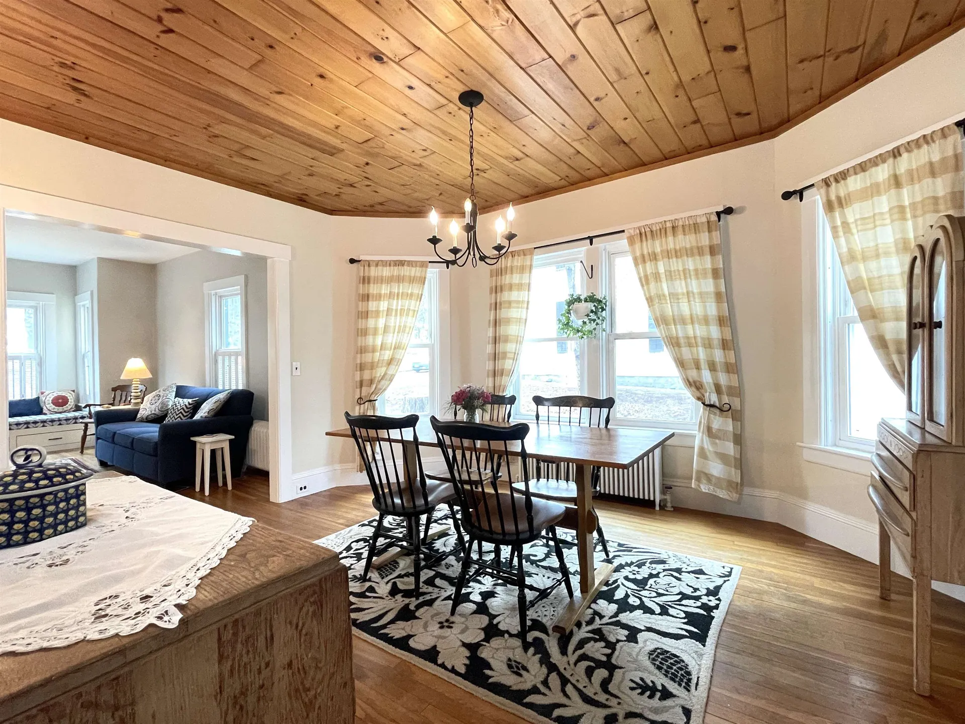 27 Pine Street Peterborough NH 03458
