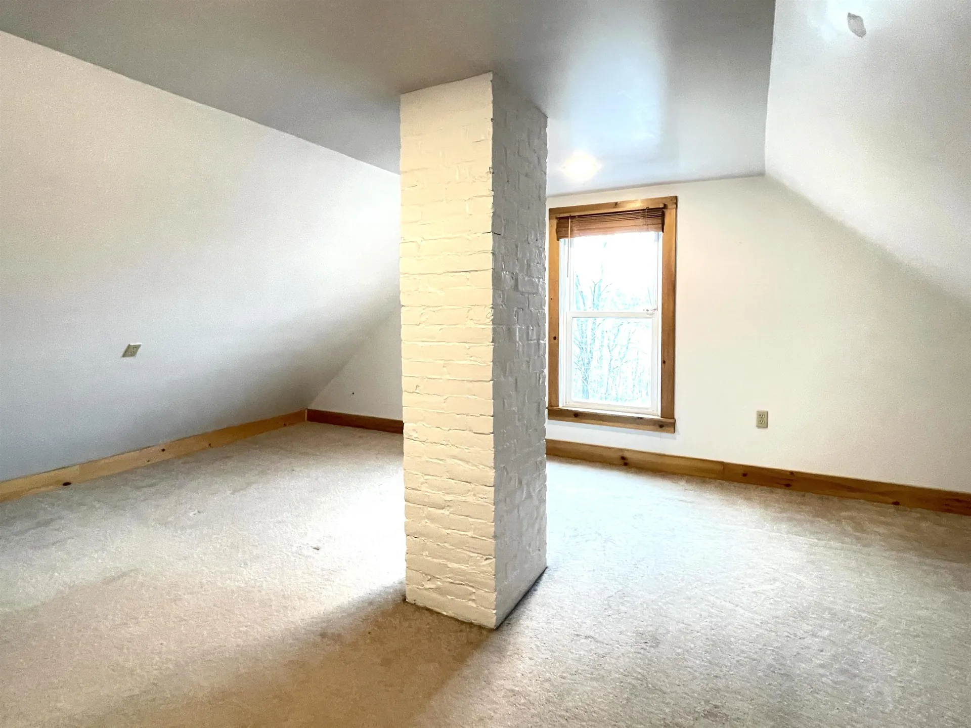 27 Pine Street Peterborough NH 03458