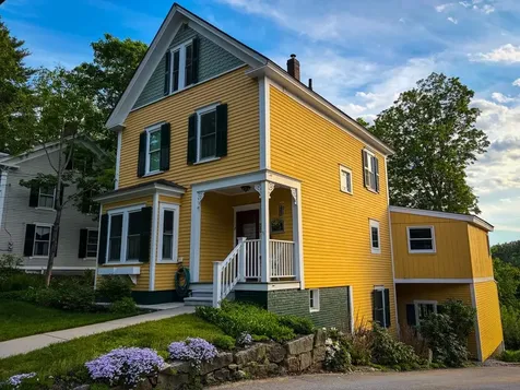 27 Pine Street Peterborough NH 03458