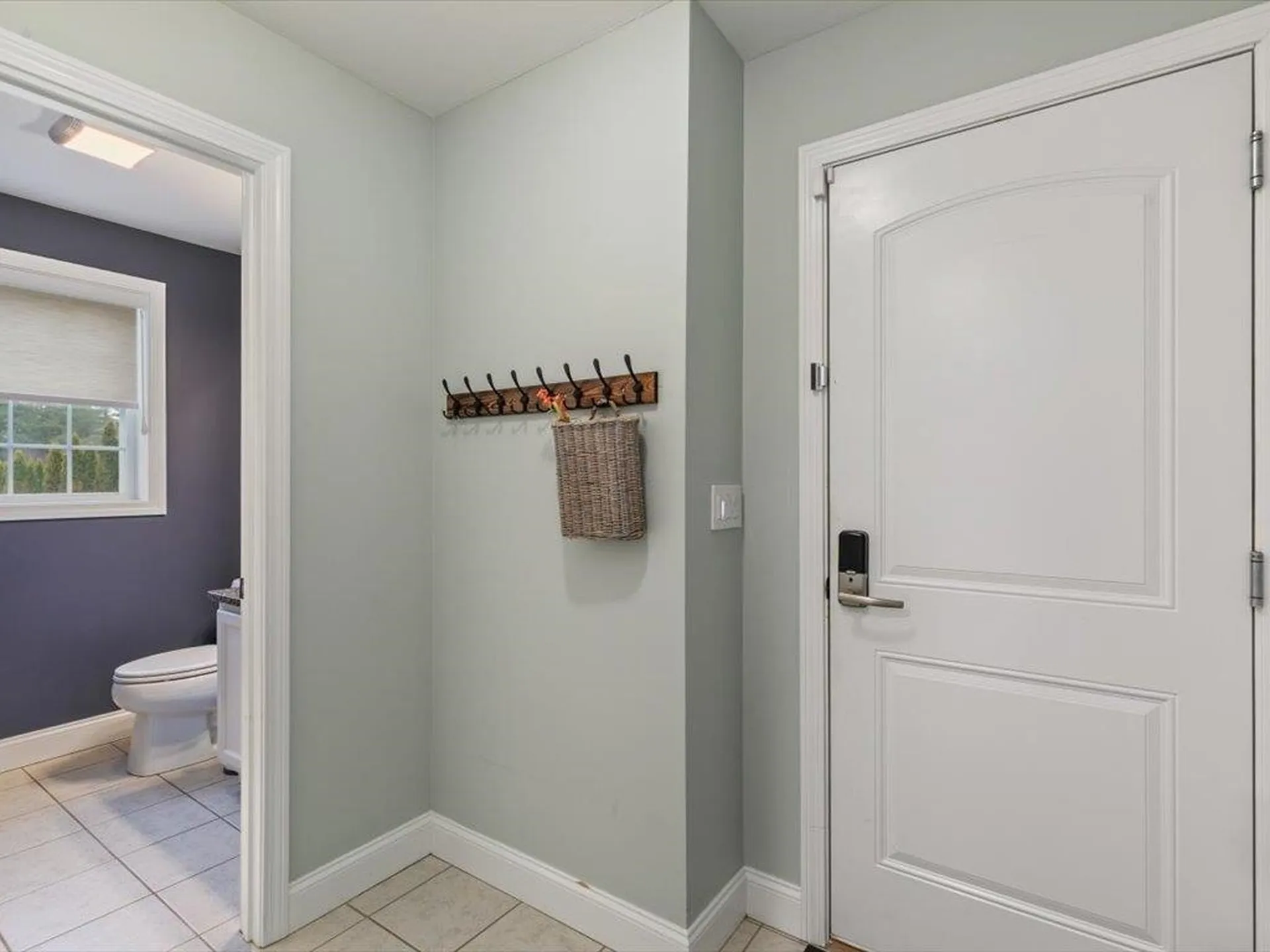 11 Tanager Way Londonderry NH 03053