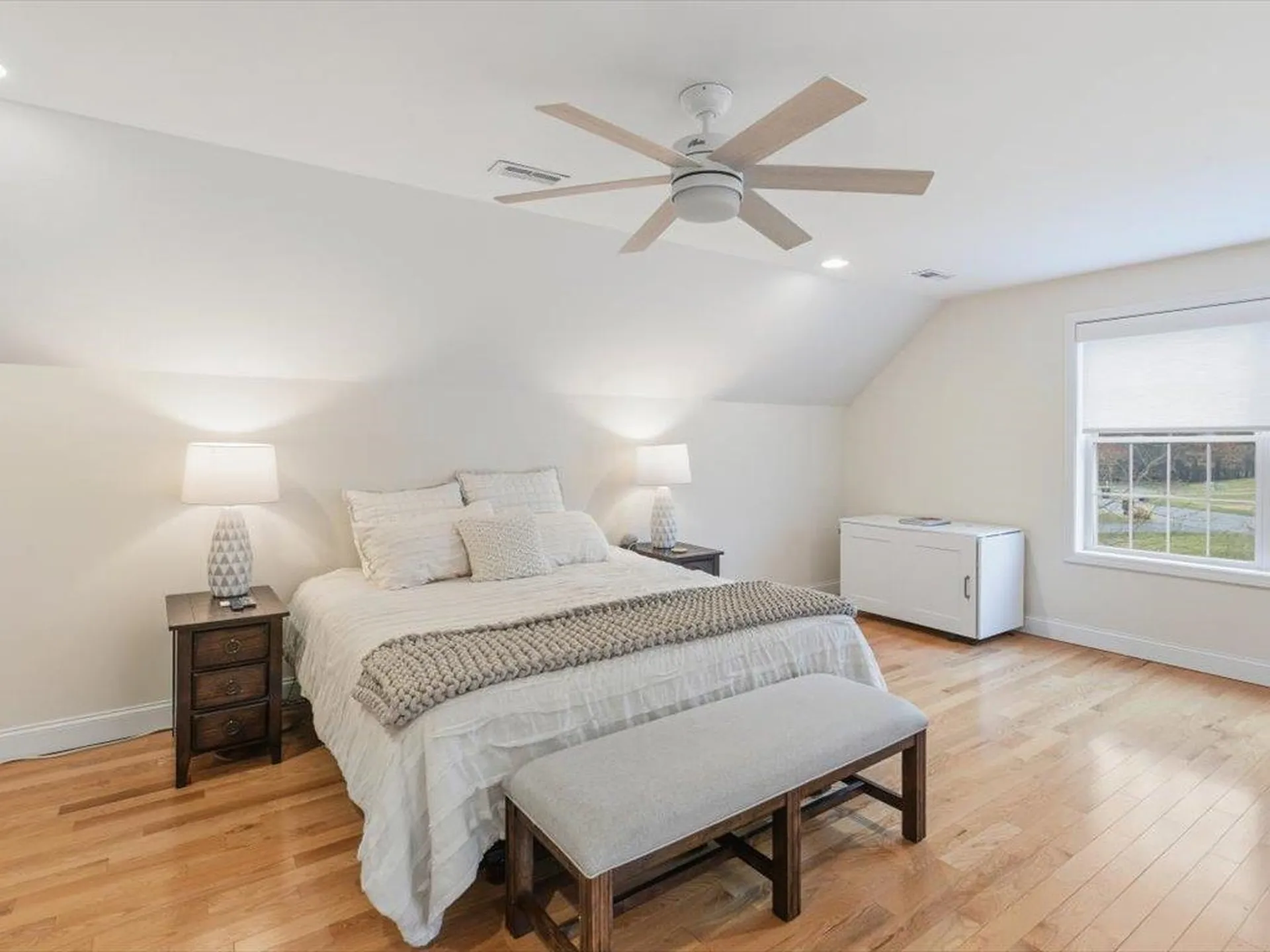 11 Tanager Way Londonderry NH 03053