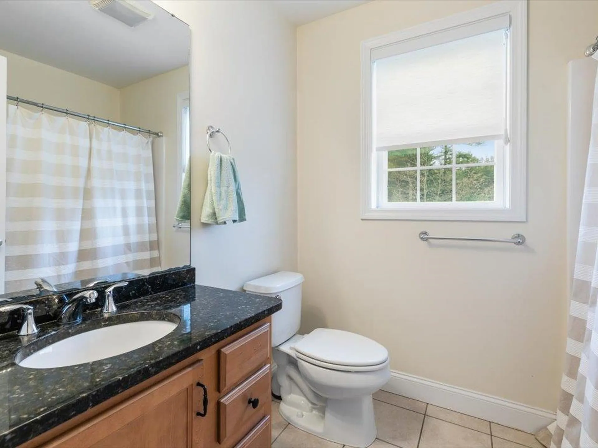 11 Tanager Way Londonderry NH 03053
