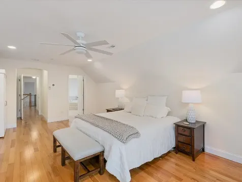 11 Tanager Way Londonderry NH 03053