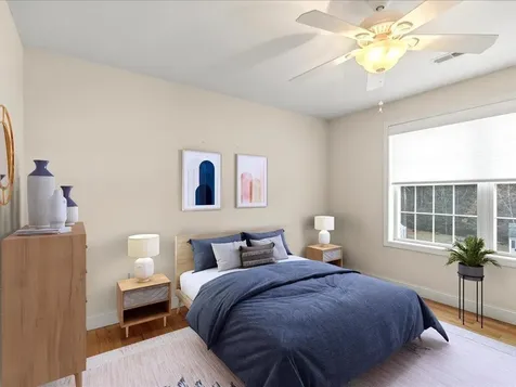 11 Tanager Way Londonderry NH 03053