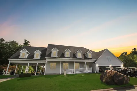 10 Diamond Oaks Boulevard Kingston NH 03848