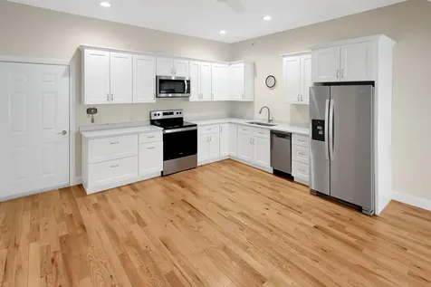 10 Diamond Oaks Boulevard Kingston NH 03848