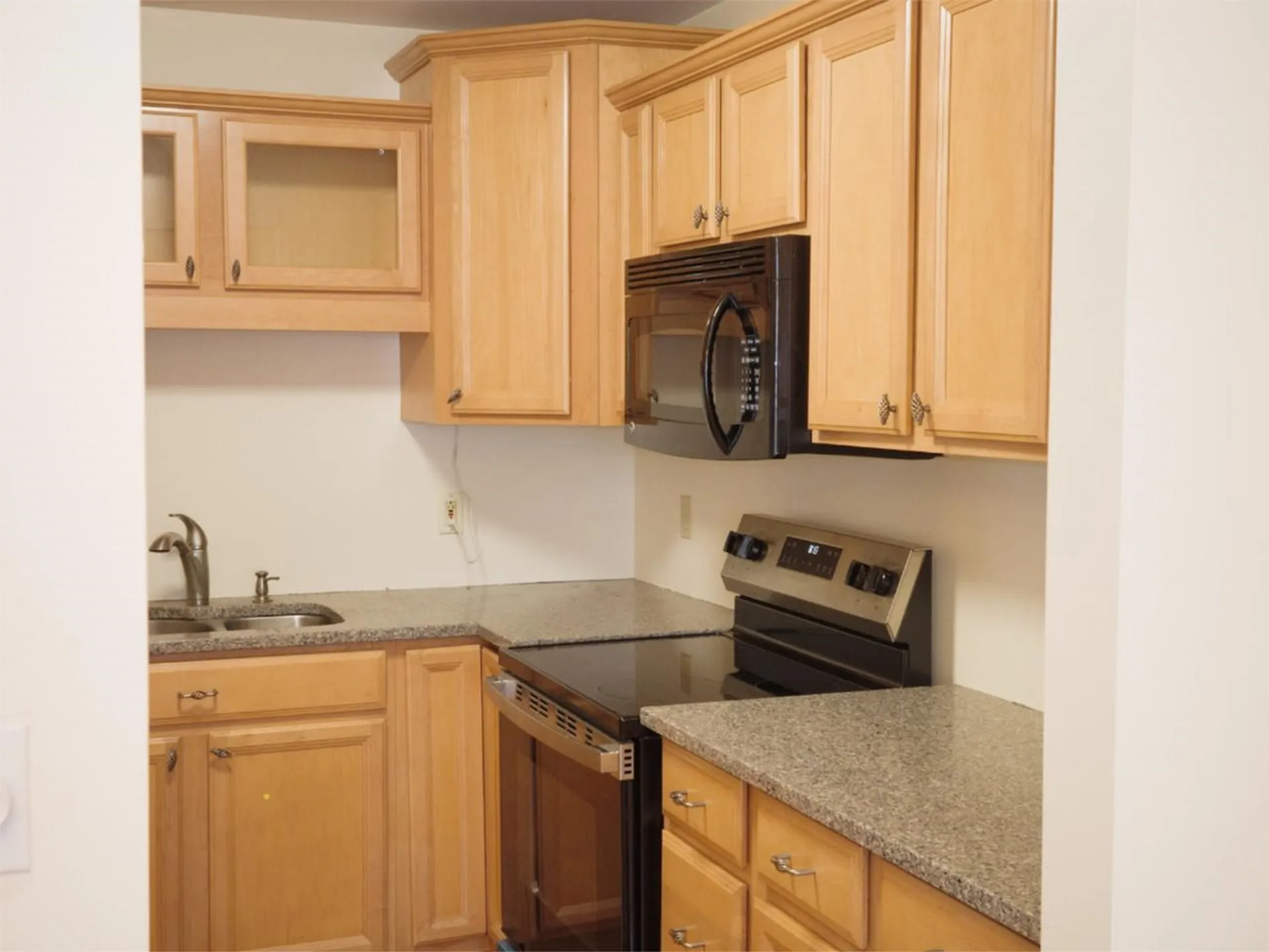 46 Hawthorne Circle South Burlington VT 05403