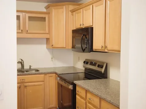 46 Hawthorne Circle South Burlington VT 05403