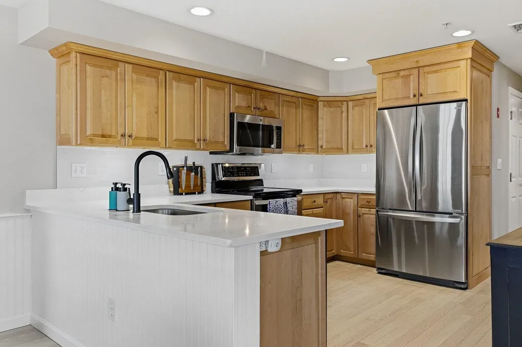 105 Winnacunnet Road Hampton NH 03842
