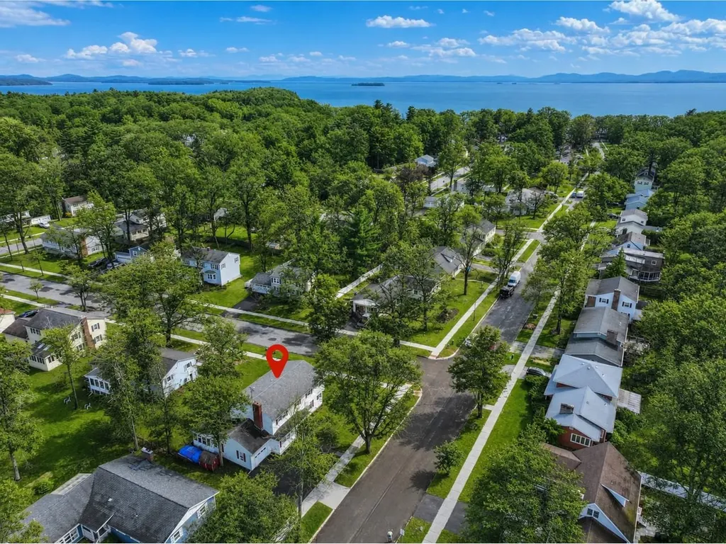 71 Lakewood Parkway Burlington VT 05408
