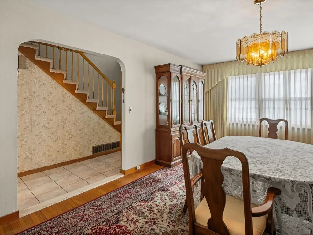71 Lakewood Parkway Burlington VT 05408