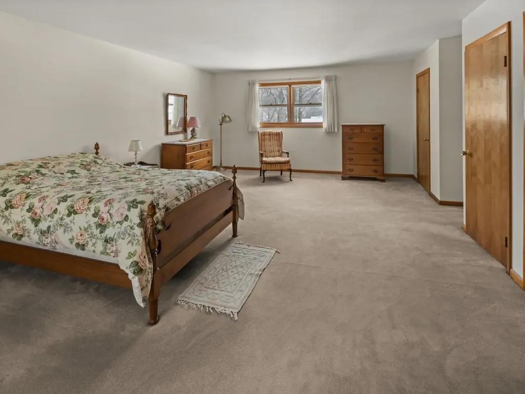 71 Lakewood Parkway Burlington VT 05408