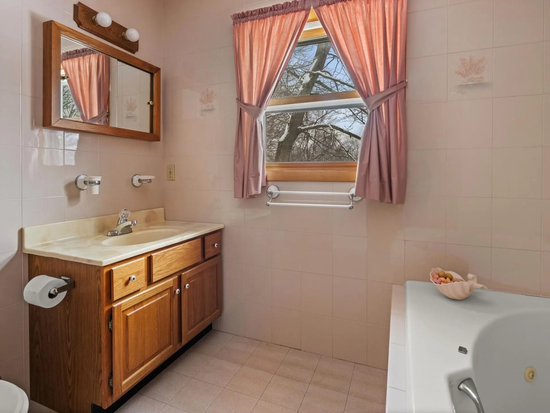 71 Lakewood Parkway Burlington VT 05408