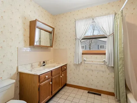 71 Lakewood Parkway Burlington VT 05408