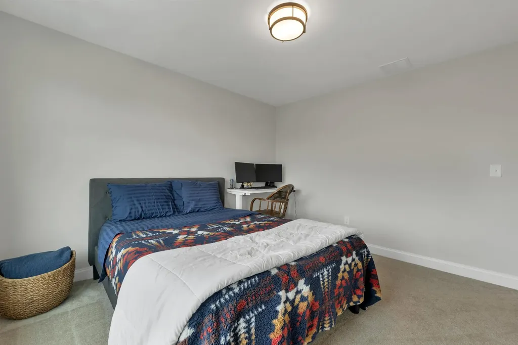 38 Green Road Newmarket NH 03857