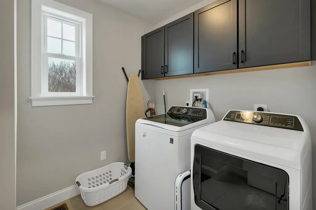 38 Green Road Newmarket NH 03857