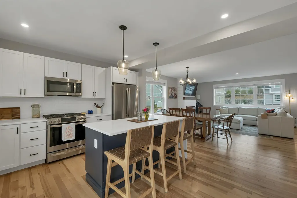 38 Green Road Newmarket NH 03857