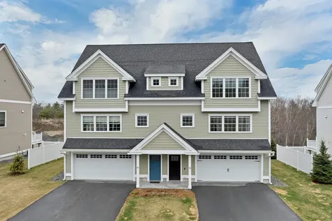 38 Green Road Newmarket NH 03857