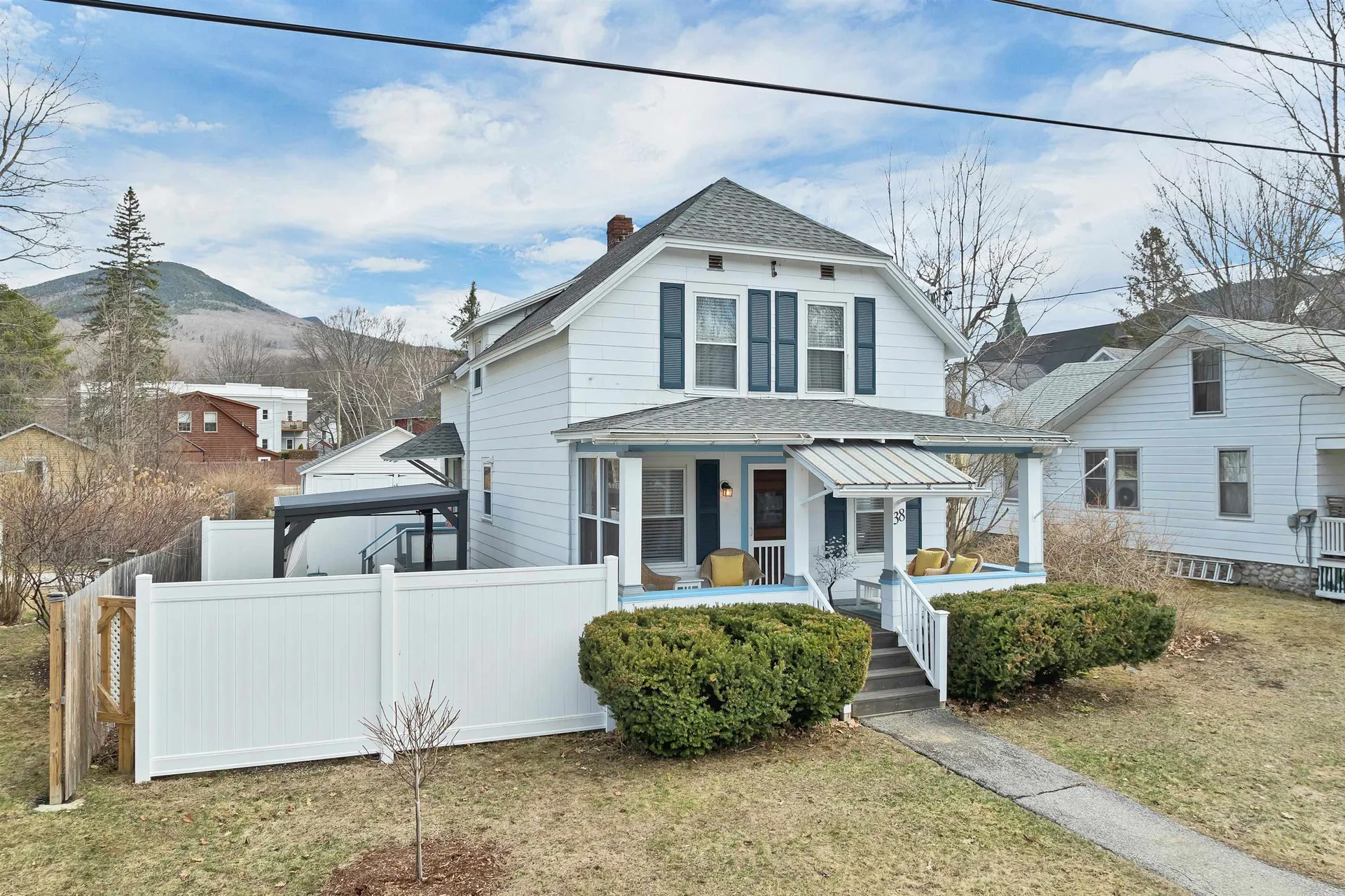 38 School Street Lincoln NH 03251