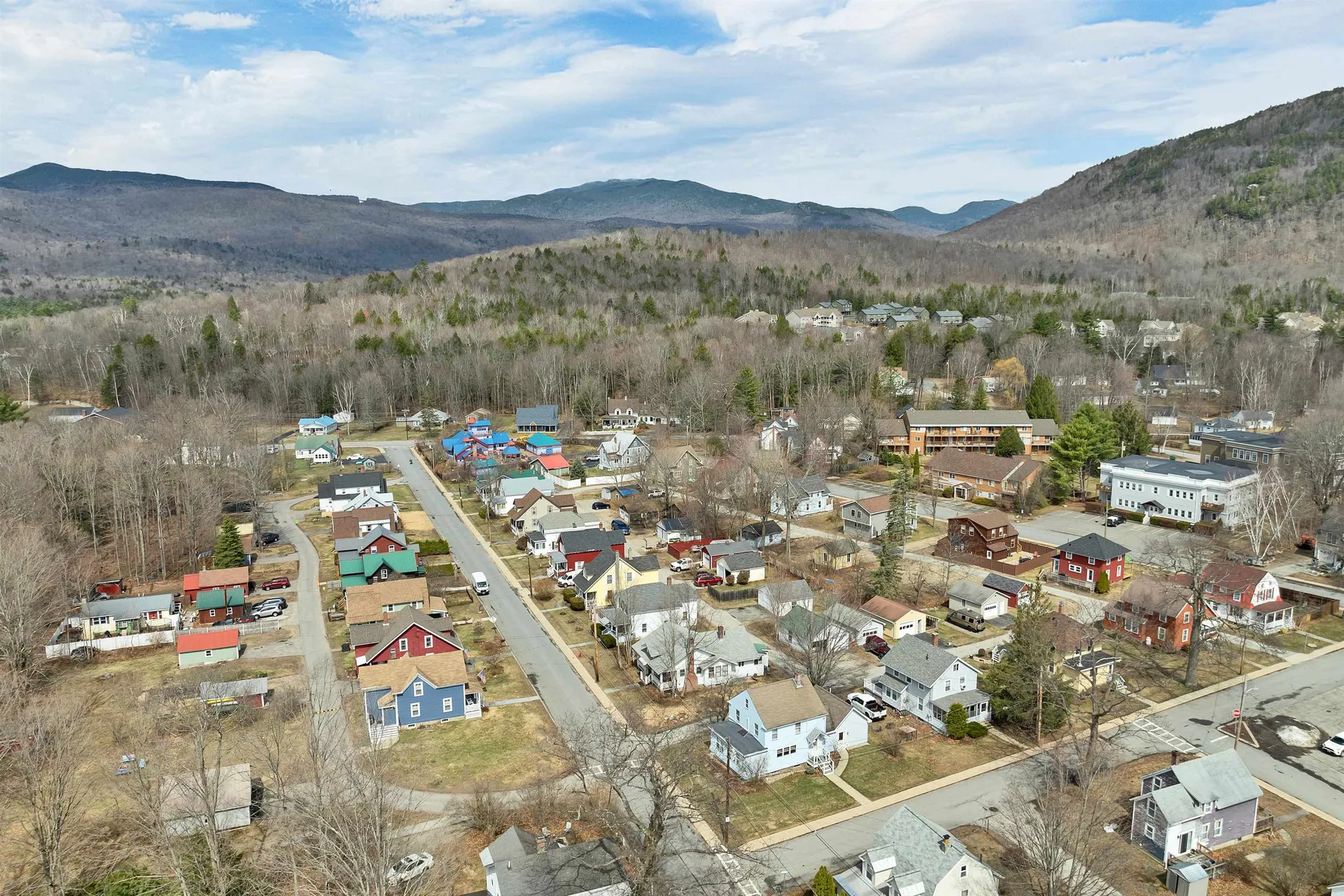 38 School Street Lincoln NH 03251
