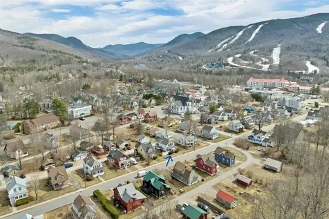 38 School Street Lincoln NH 03251
