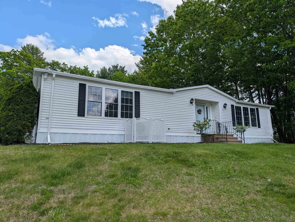 17 Justins Court Laconia NH 03246