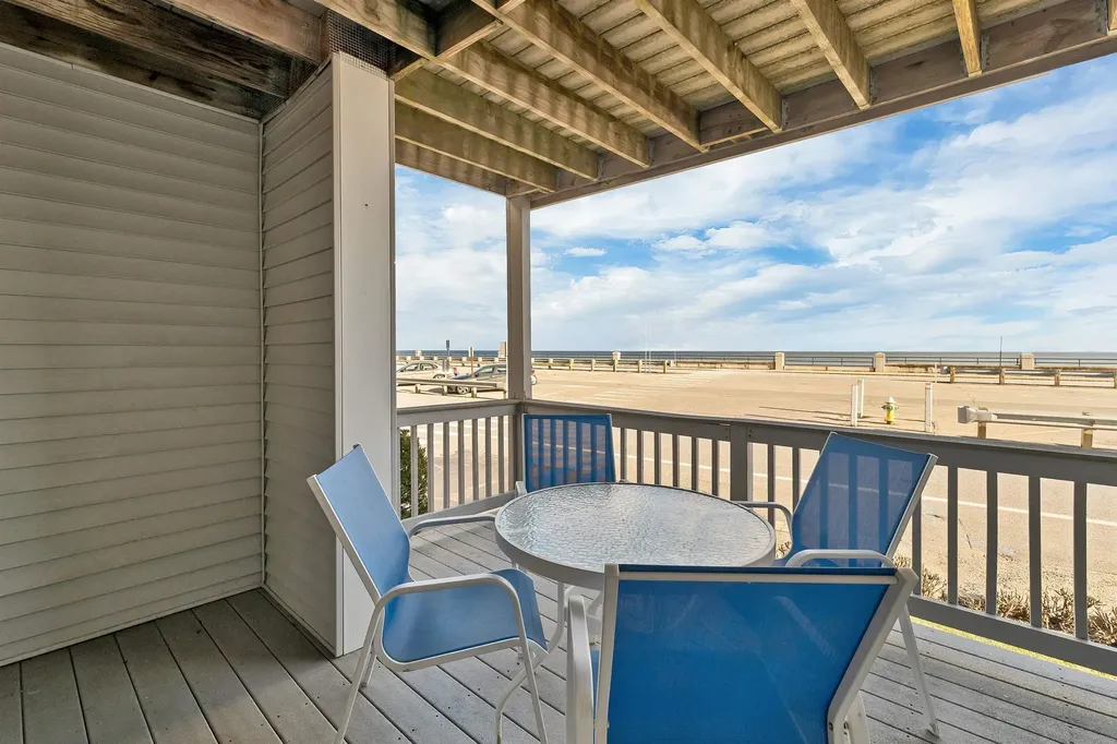 421 Ocean Boulevard Hampton NH 03842