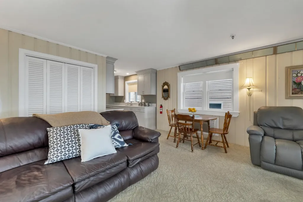 421 Ocean Boulevard Hampton NH 03842