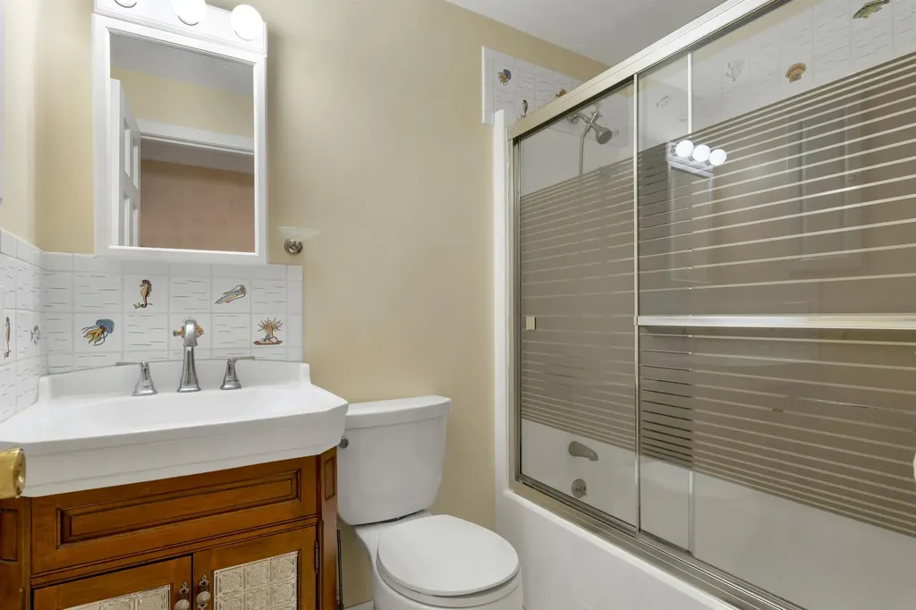 421 Ocean Boulevard Hampton NH 03842