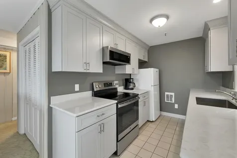 421 Ocean Boulevard Hampton NH 03842