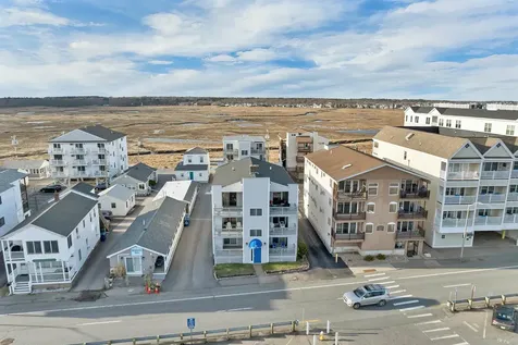 421 Ocean Boulevard Hampton NH 03842
