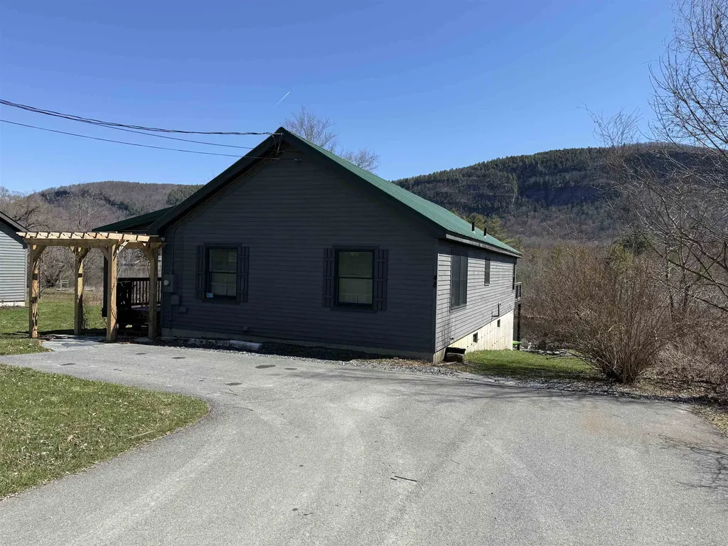 48 Western Shores Road Wells VT 05774
