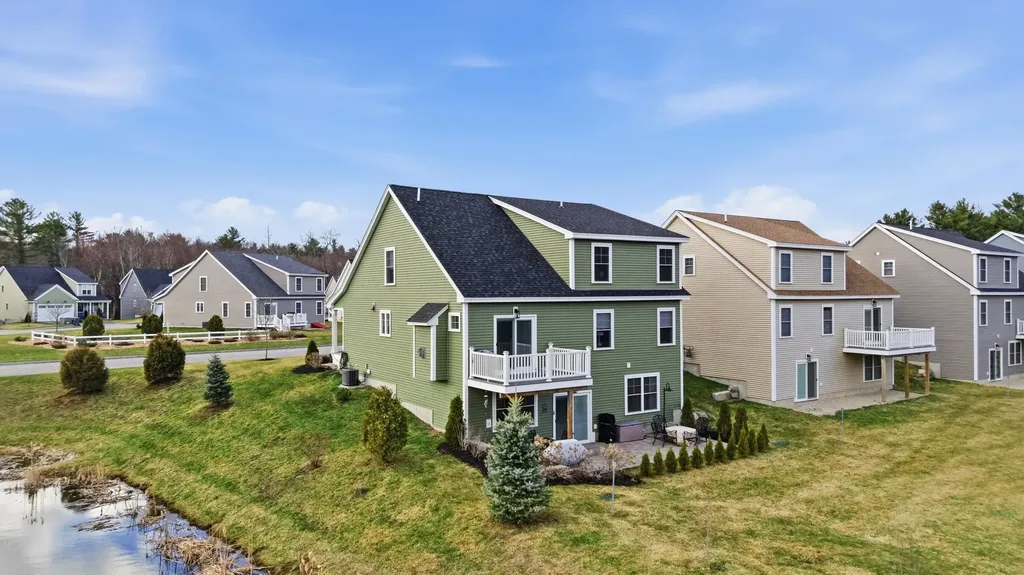 2 Shetland Road Londonderry NH 03053