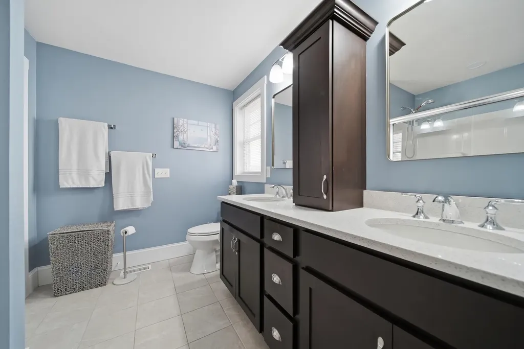 2 Shetland Road Londonderry NH 03053