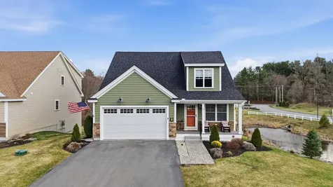 2 Shetland Road Londonderry NH 03053