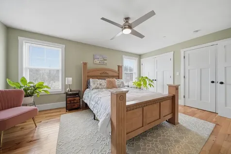 2 Shetland Road Londonderry NH 03053