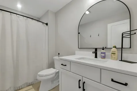 38 Green Road Newmarket NH 03857