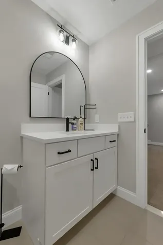 38 Green Road Newmarket NH 03857