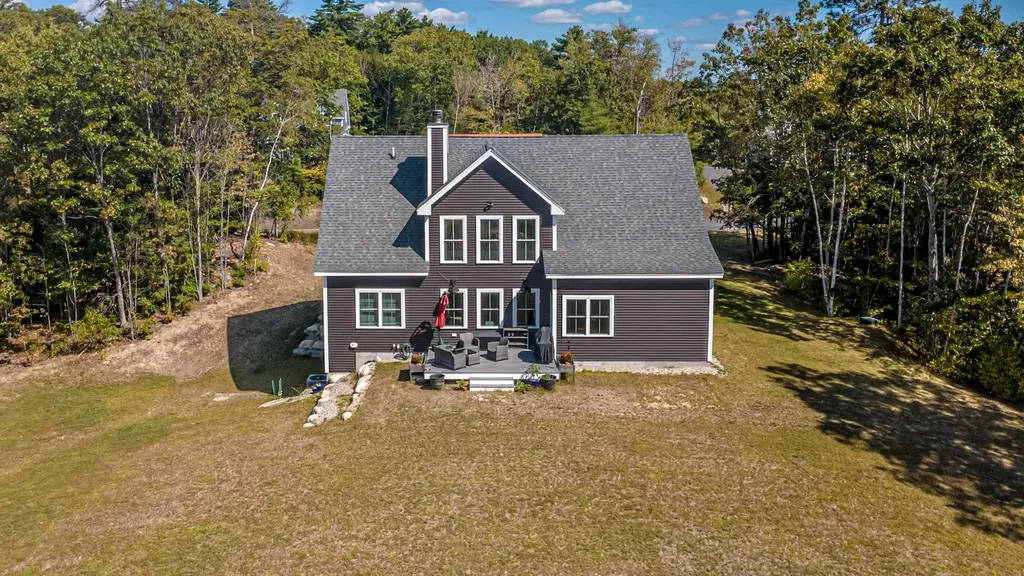 13 Village Corner Road Wolfeboro NH 03864