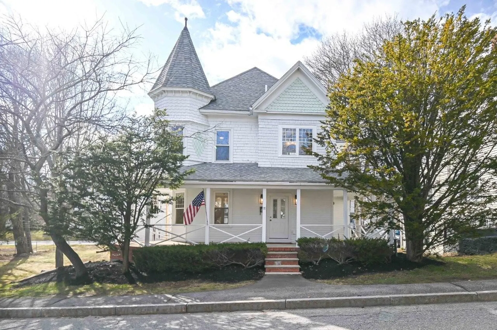 11 Rogers Road Kittery ME 03904