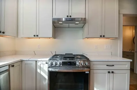11 Rogers Road Kittery ME 03904
