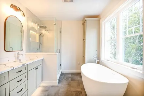 11 Rogers Road Kittery ME 03904