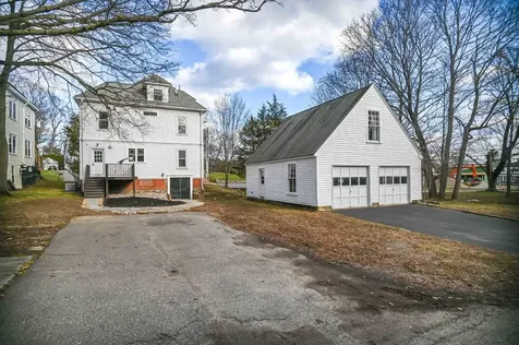 11 Rogers Road Kittery ME 03904