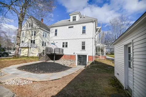 11 Rogers Road Kittery ME 03904