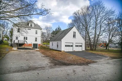 11 Rogers Road Kittery ME 03904