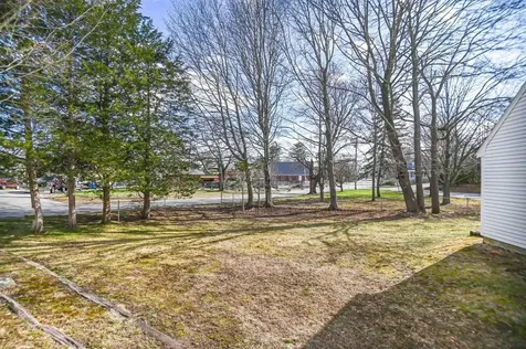 11 Rogers Road Kittery ME 03904