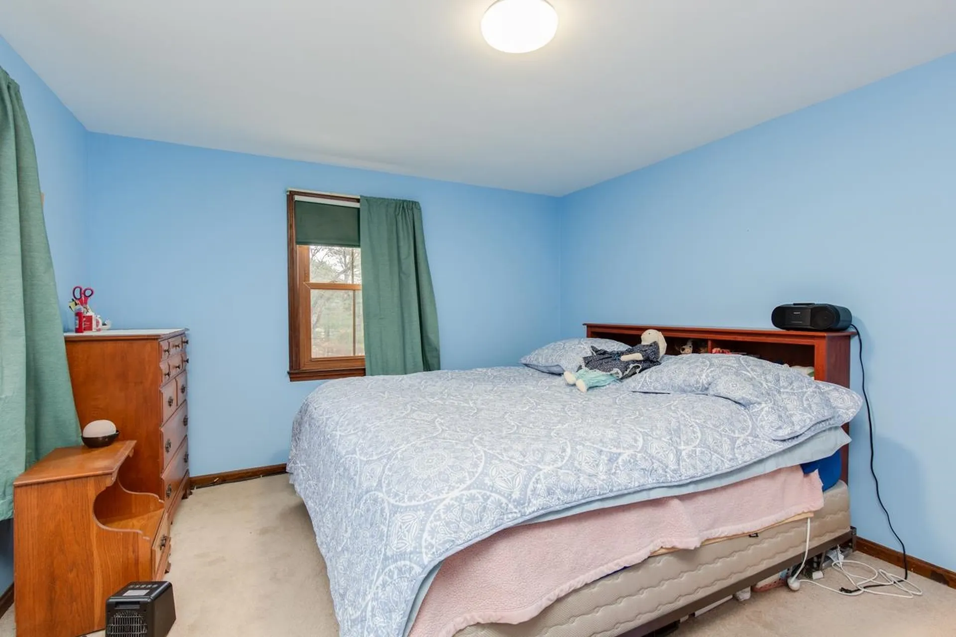 12 Severance Drive Londonderry NH 03053